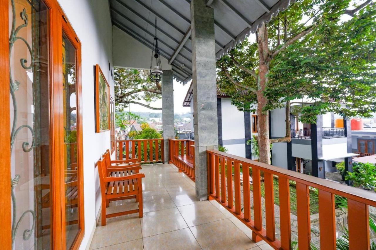 Guest House Gethsemane Salatiga Exterior photo